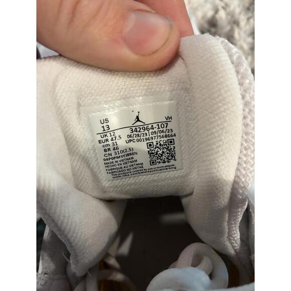 Nike Air Jordan True Flight ‘White Yellow Ochre’ Men’s Size 13 342964-107 No Lid - Picture 7 of 7